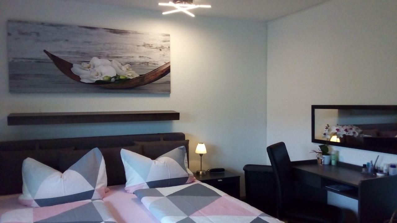 2 Raum Ferienwohnung Sonnenschein ザンクト・エングルマール エクステリア 写真